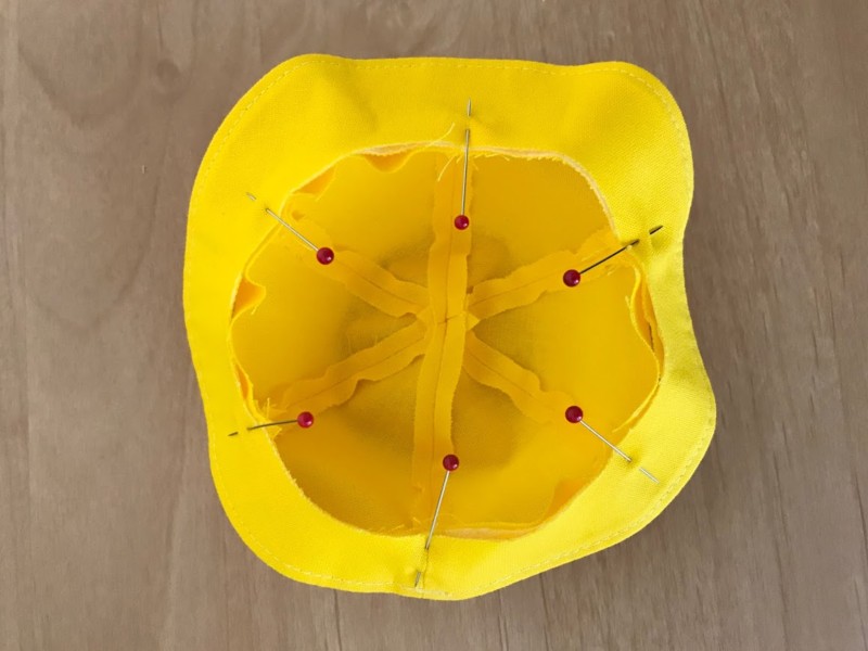 メルちゃんの小学生黄色い通学帽子の作り方